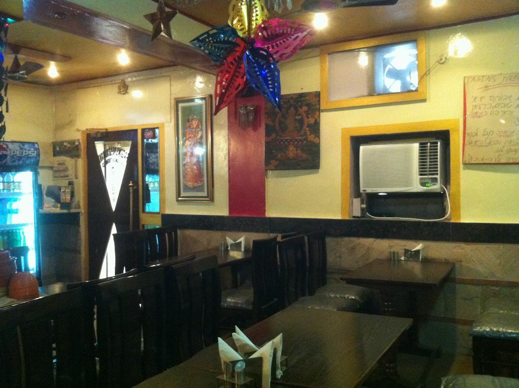 Golden Lodge Varanasi Ngoại thất bức ảnh