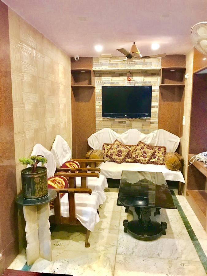 Golden Lodge Varanasi Ngoại thất bức ảnh